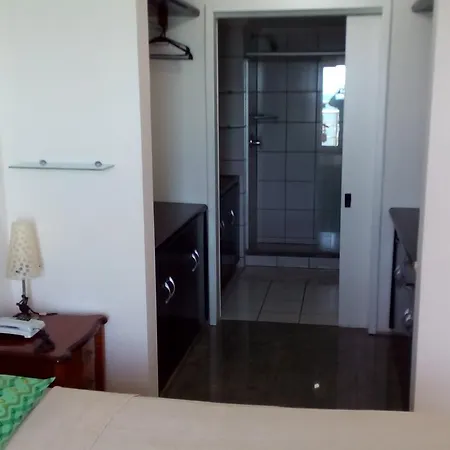 Aparthotel Yacht Coast Flats